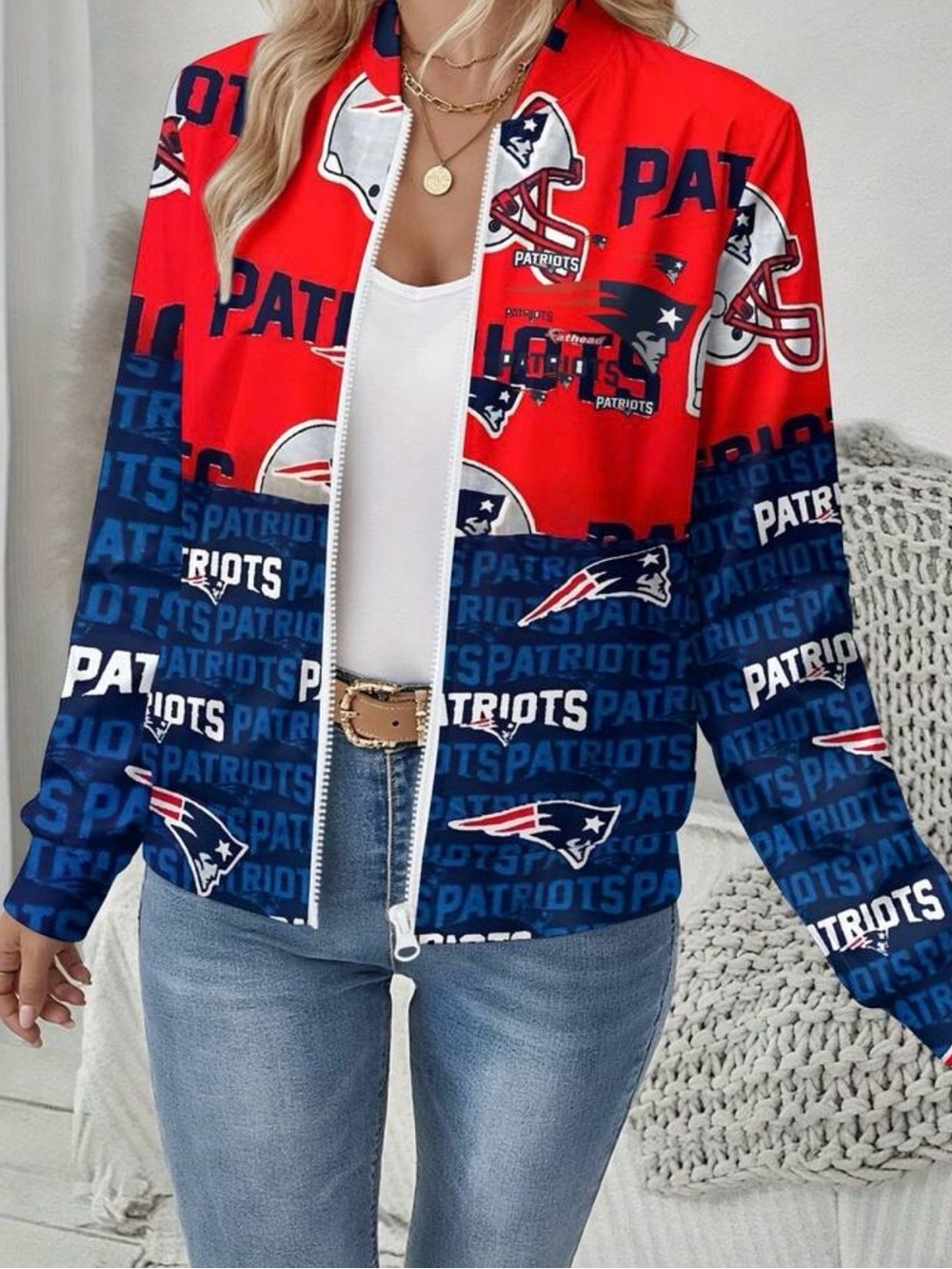 *NEW* New England Patriots Red & Navy Women’s Zip Up Track Jacket Sz L